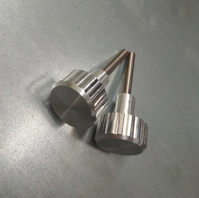 fuse box screw - new.jpg