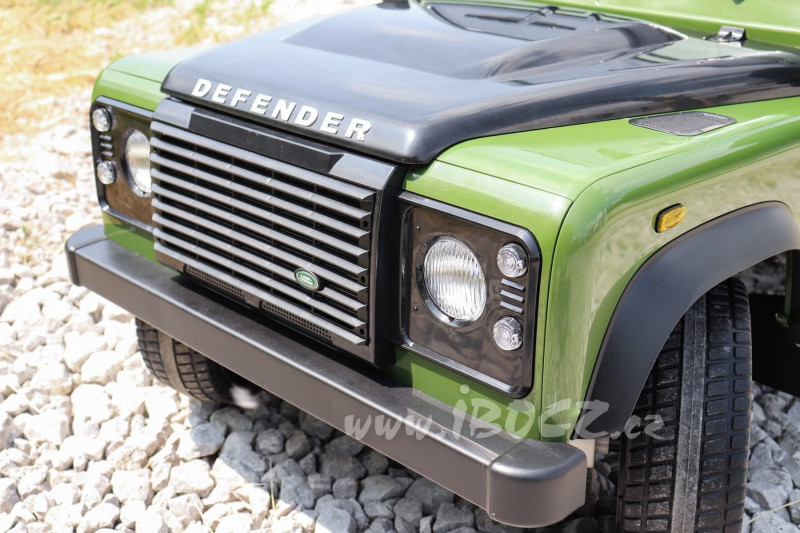 detske_auticko_na_ovladanie_land_rover_defender__5_.jpg