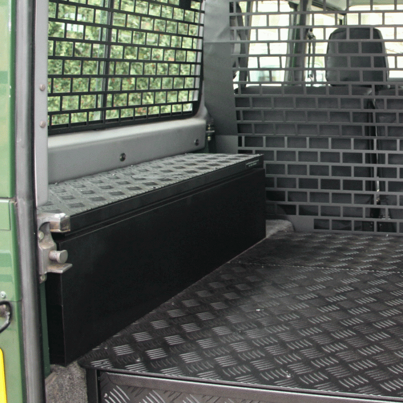 slimline-storage-chest-land-rover-defender-mobile-storage-systems_8_1024x1024.gif