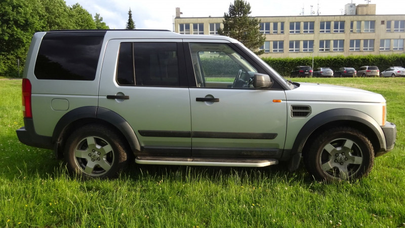 Land_Rover_Discovery 3_foto_03.jpg