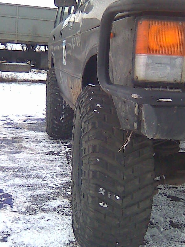 RRC pneu 305x70x16 011.jpg