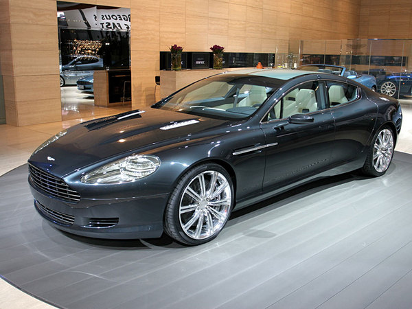 aston-martin-rapide.jpg