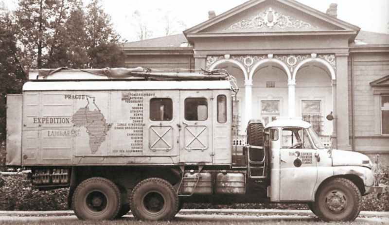 Tatra 138, expedice Lambarene 01.jpg