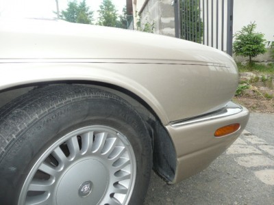 XJ8 002.JPG