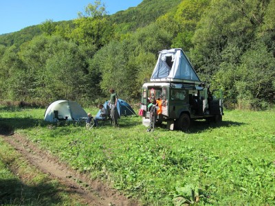 Autostan Patagony Hut Basic plus-c.JPG