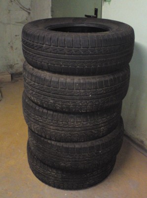 235_70-R16-M_S-Pirelli-Scorpion-STR_komplet.jpg