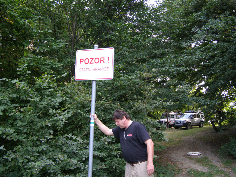 Pořád jsme překračovali hranice přes OFF přechody.