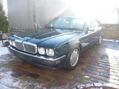Jaguar XJ6 manual 020.JPG