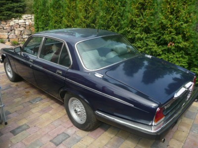 Daimler Double Six 014.JPG