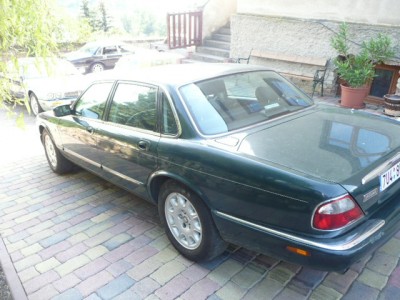 XJ 004.JPG