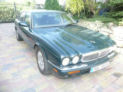 XJ 002.JPG