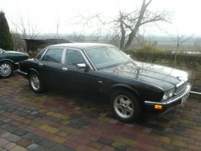 XJ40 002.JPG