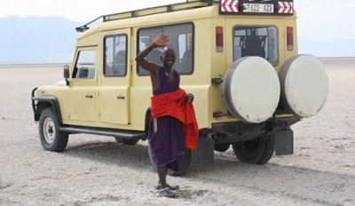 Land-Rover-Defender-Masai1.jpg