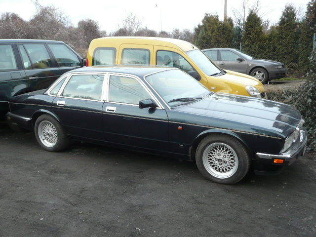 Daimler Majestic 002.JPG