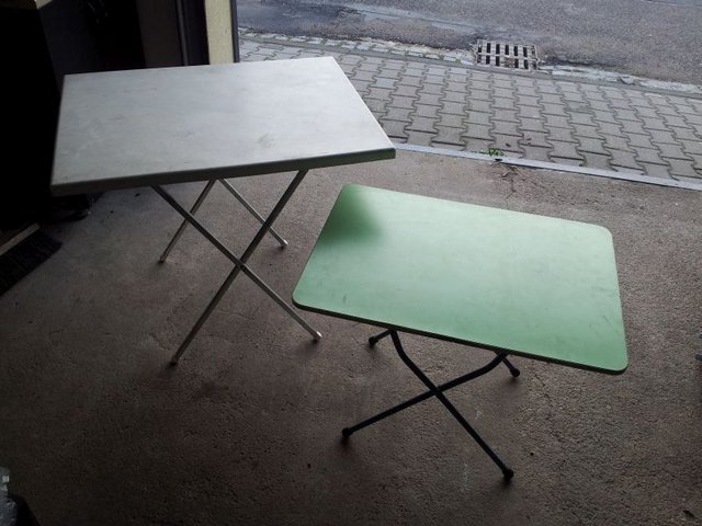 stolek.jpg