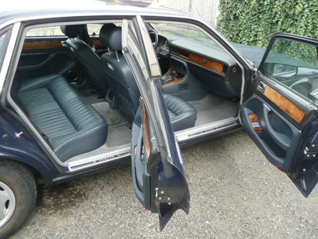 Jaguar 3.2 030.JPG