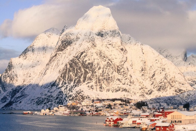 Light room NORWAY2015 (33 of 66).jpg