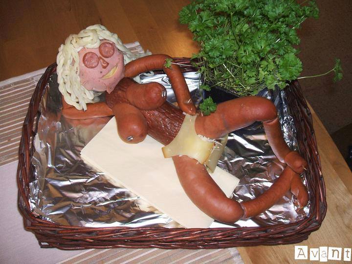 zenska_k_sezrani.jpg