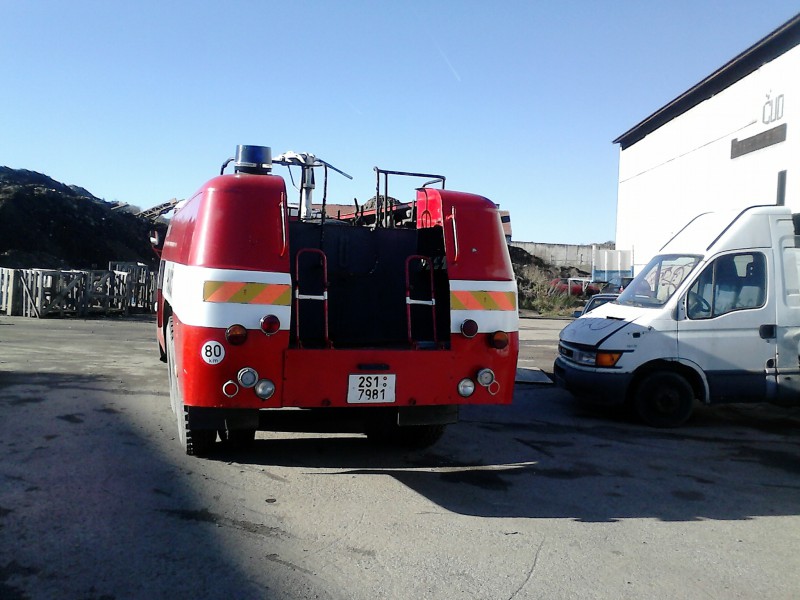 Tatra CAS 32 048.jpg