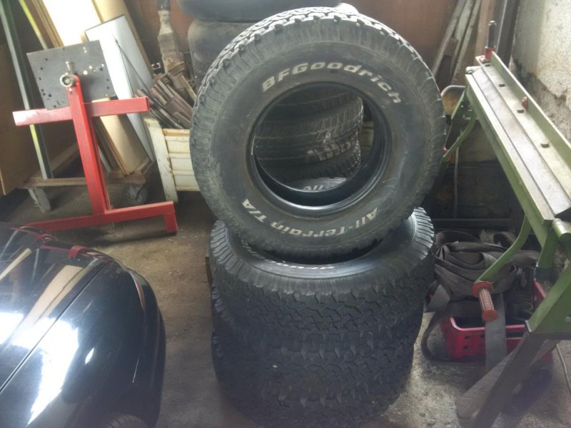 BFG 235 85R16 AT.jpg