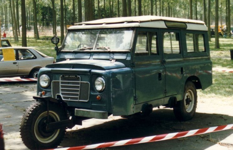 Land-Rover-ML3Wheel.jpg
