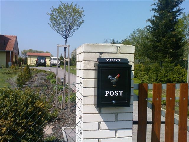 Post box.JPG