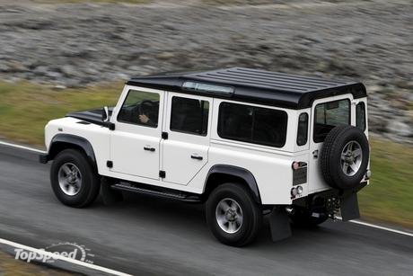 land-rover-defender--19_460x0w.jpg